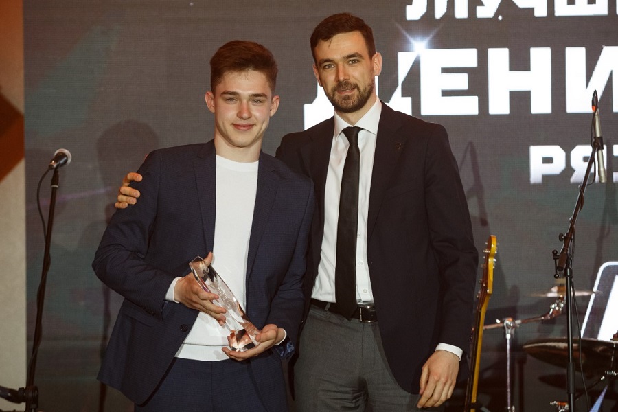 Denis 21052023text.jpg